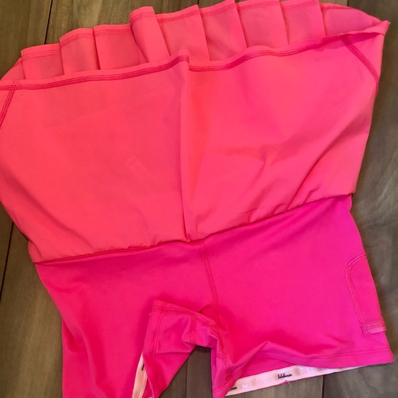 NWT Lululemon 6 Pace Setter Skirt RARE Pinkalicious Hot Pink Rear Pleats - Picture 6 of 15